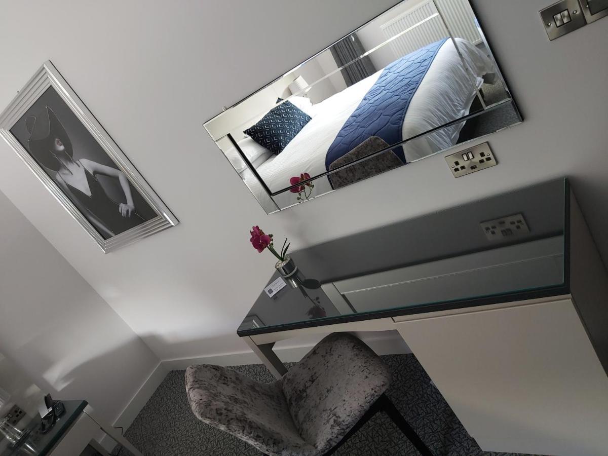 Dean Park Hotel Kirkcaldy Bagian luar foto