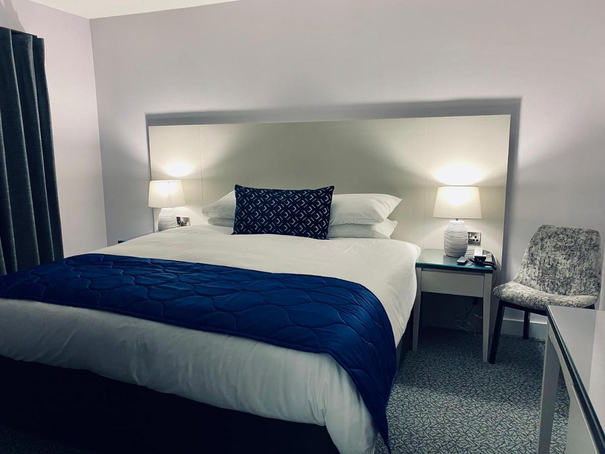 Dean Park Hotel Kirkcaldy Bagian luar foto