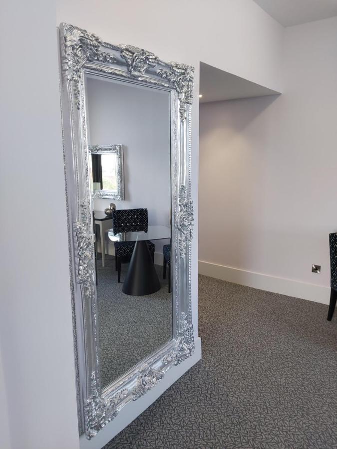 Dean Park Hotel Kirkcaldy Bagian luar foto