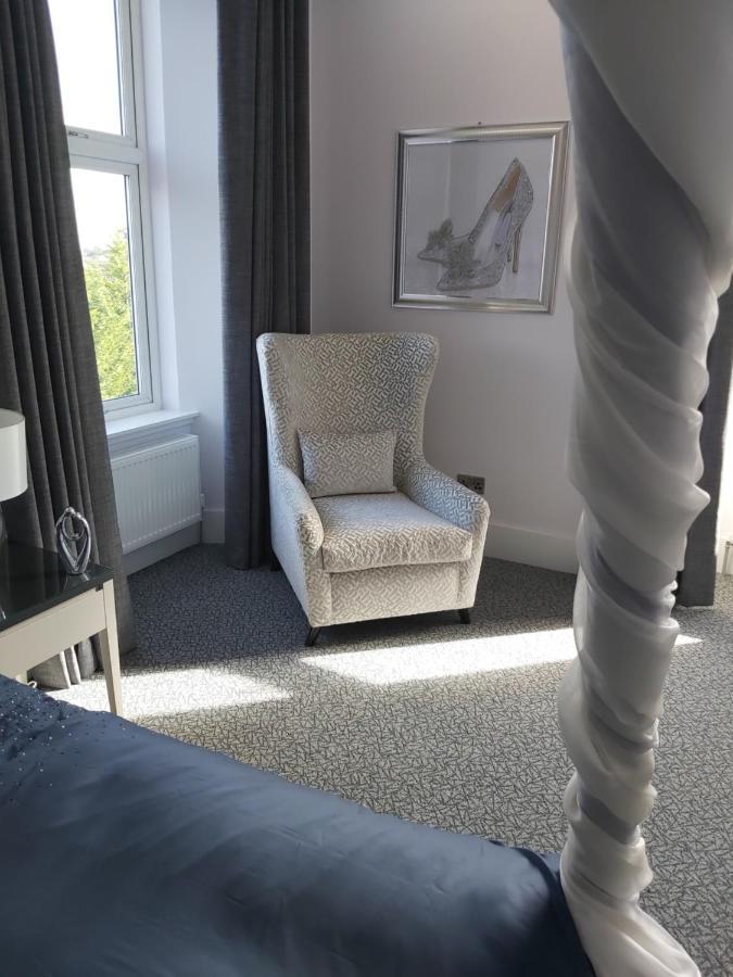 Dean Park Hotel Kirkcaldy Bagian luar foto