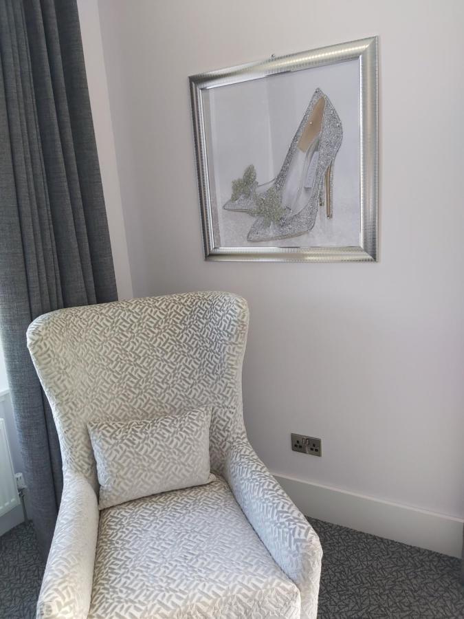 Dean Park Hotel Kirkcaldy Bagian luar foto