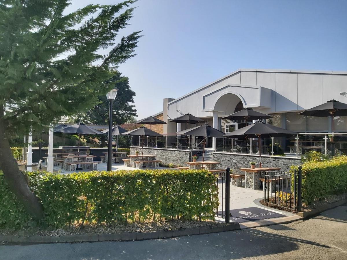 Dean Park Hotel Kirkcaldy Bagian luar foto