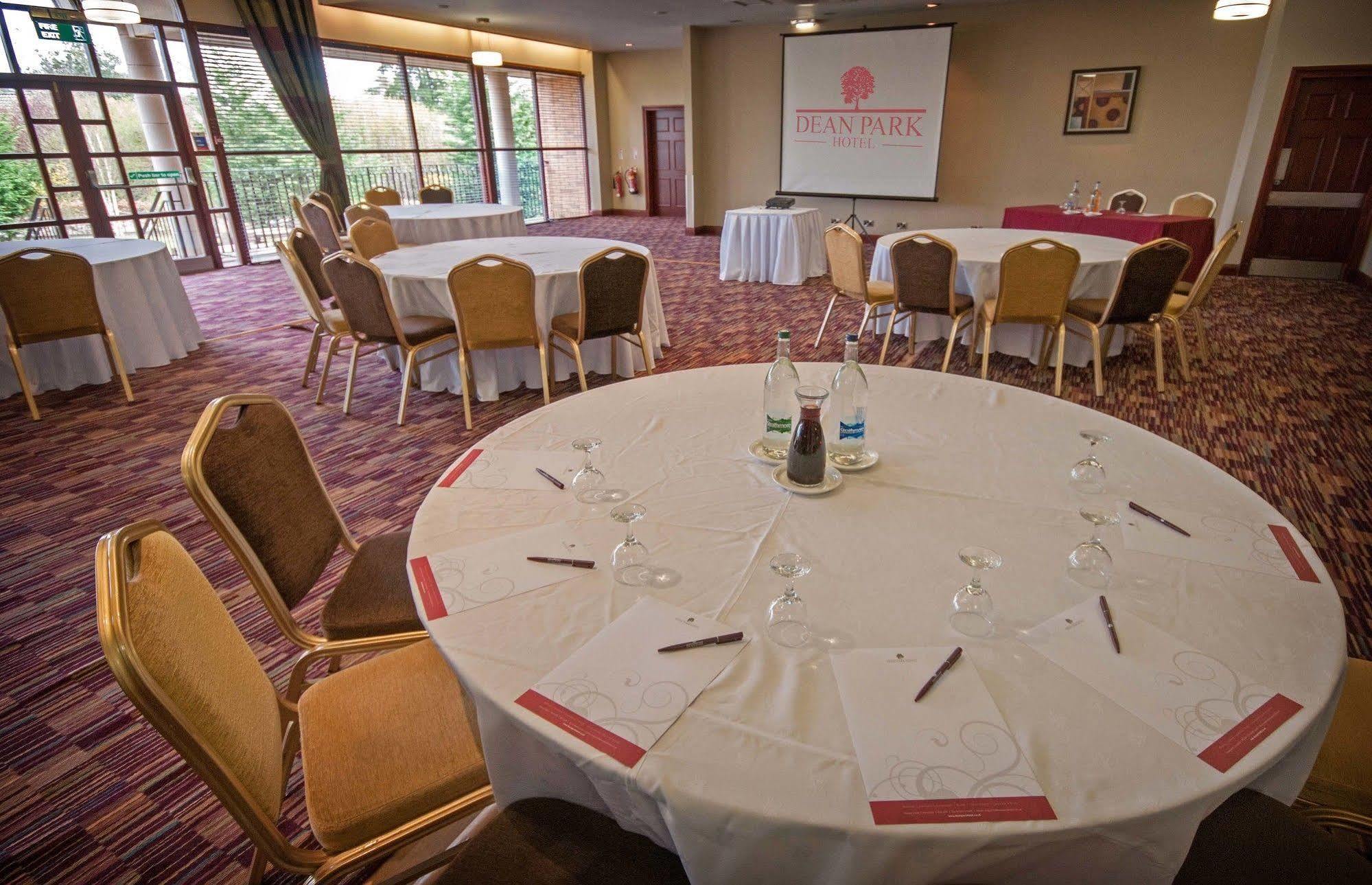 Dean Park Hotel Kirkcaldy Bagian luar foto