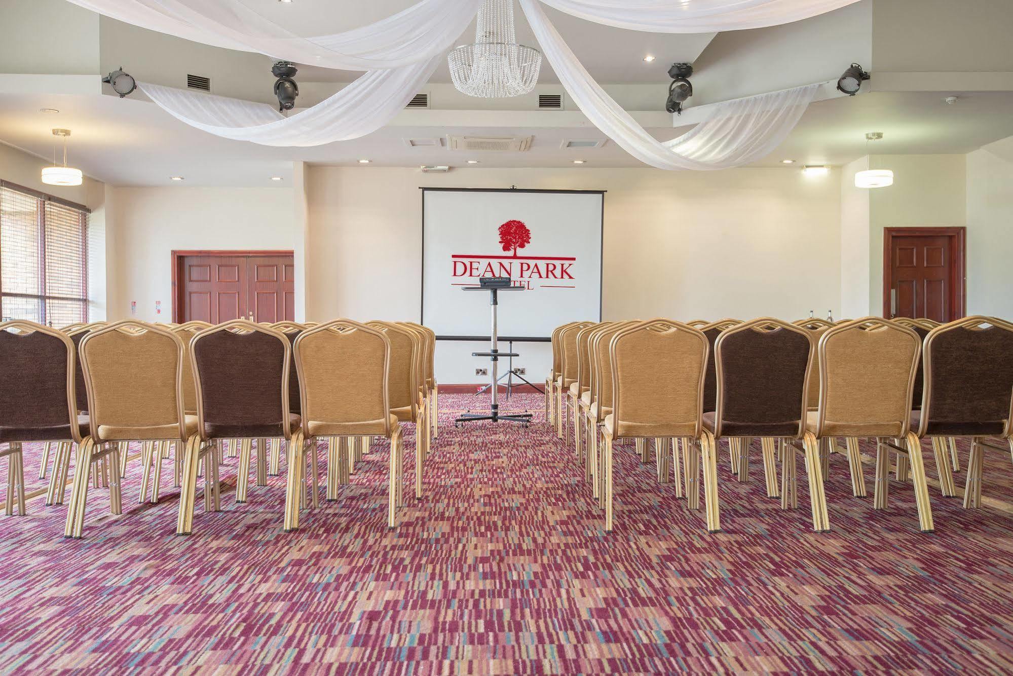 Dean Park Hotel Kirkcaldy Bagian luar foto